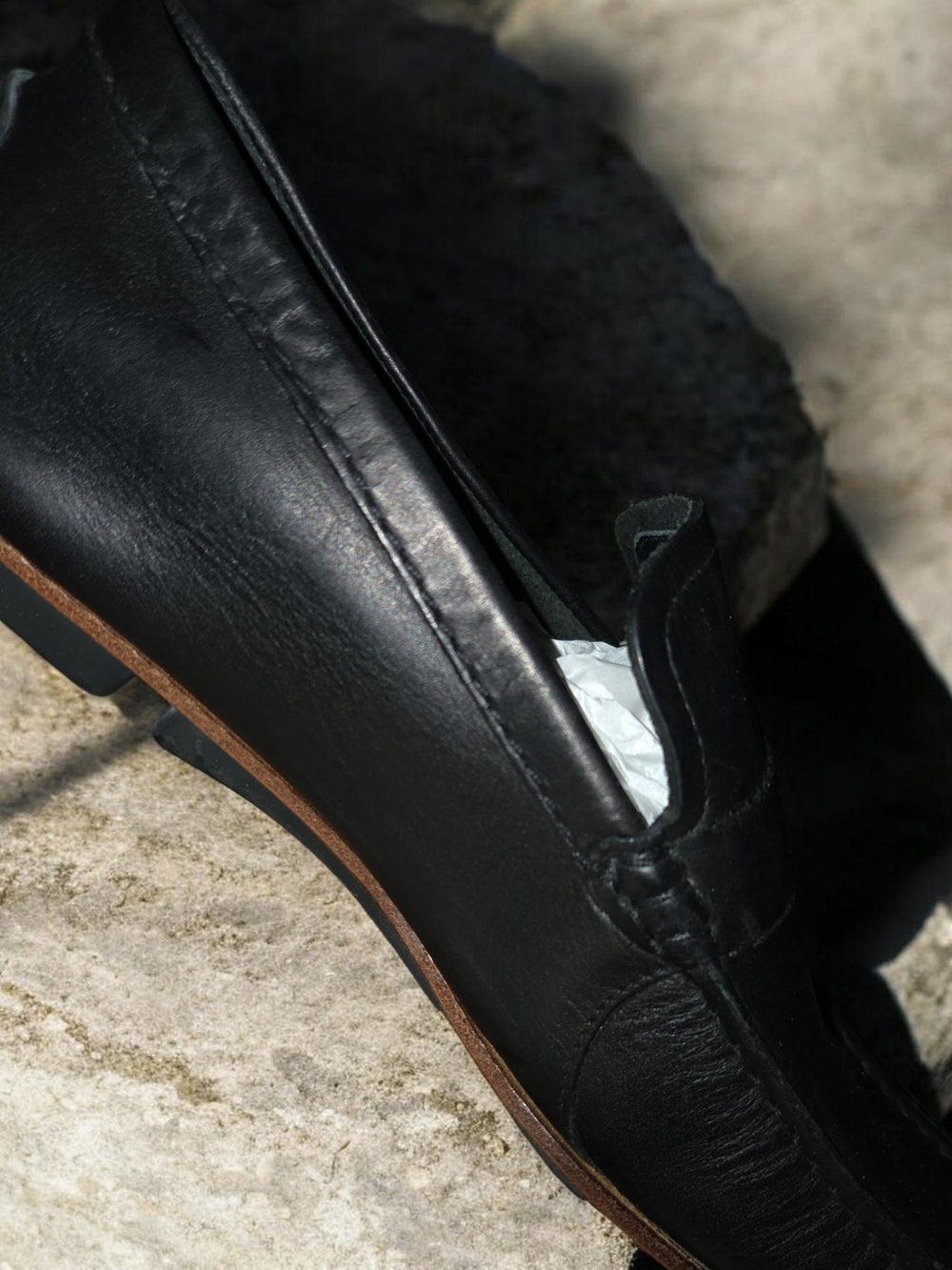 Gucci Black Leather Slip-On Loafers - Picture 5 of 16